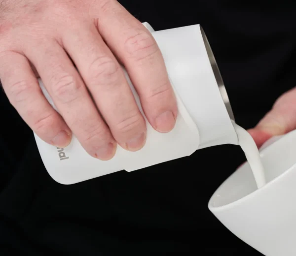 Flowtip_Copy_1920x Subminimal Handleless Milk Jug (White)